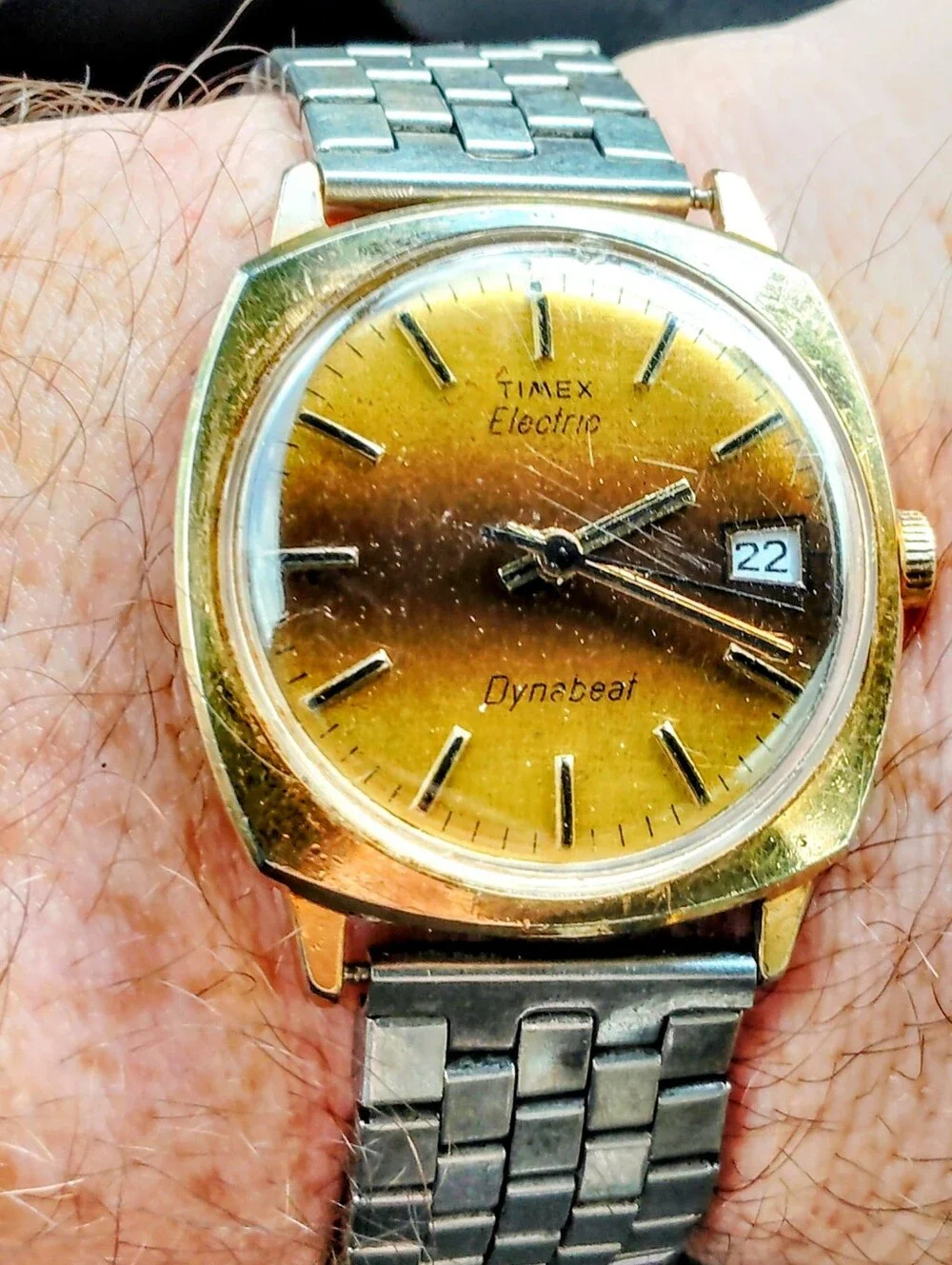 Timex Electric Dynabeat With 'Tigers eye' Sunburst Dial WORKING